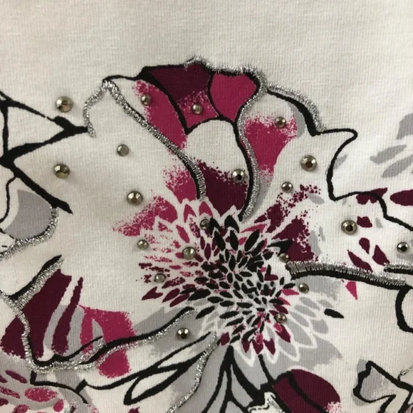 Top - Picture 2 of 6